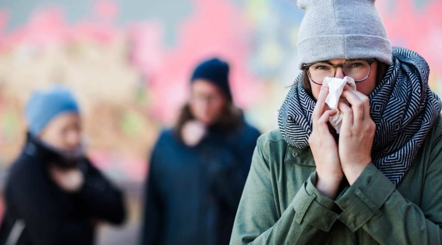 kvinne_syk Bør jeg ta influensavaksine